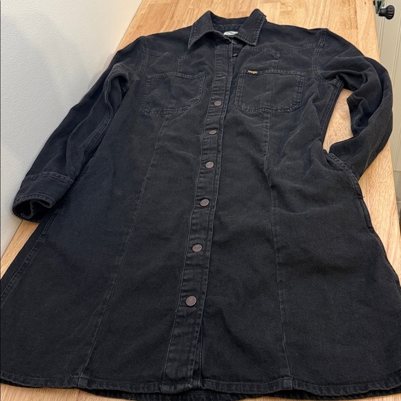 Wrangler Dresses & Skirts - Western | Wrangler black wash denim dress with hand pockets too